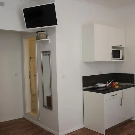 Apartman Break
